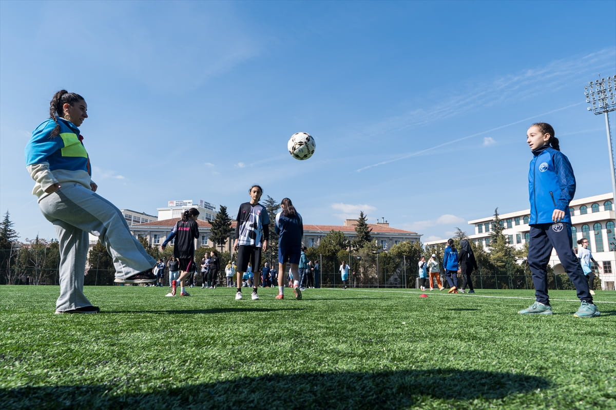 Gazi Üniversitesi Sporda Yetenek ve Performans Uygulama ve Araştırma Merkezi'nin 8 Mart Dünya...