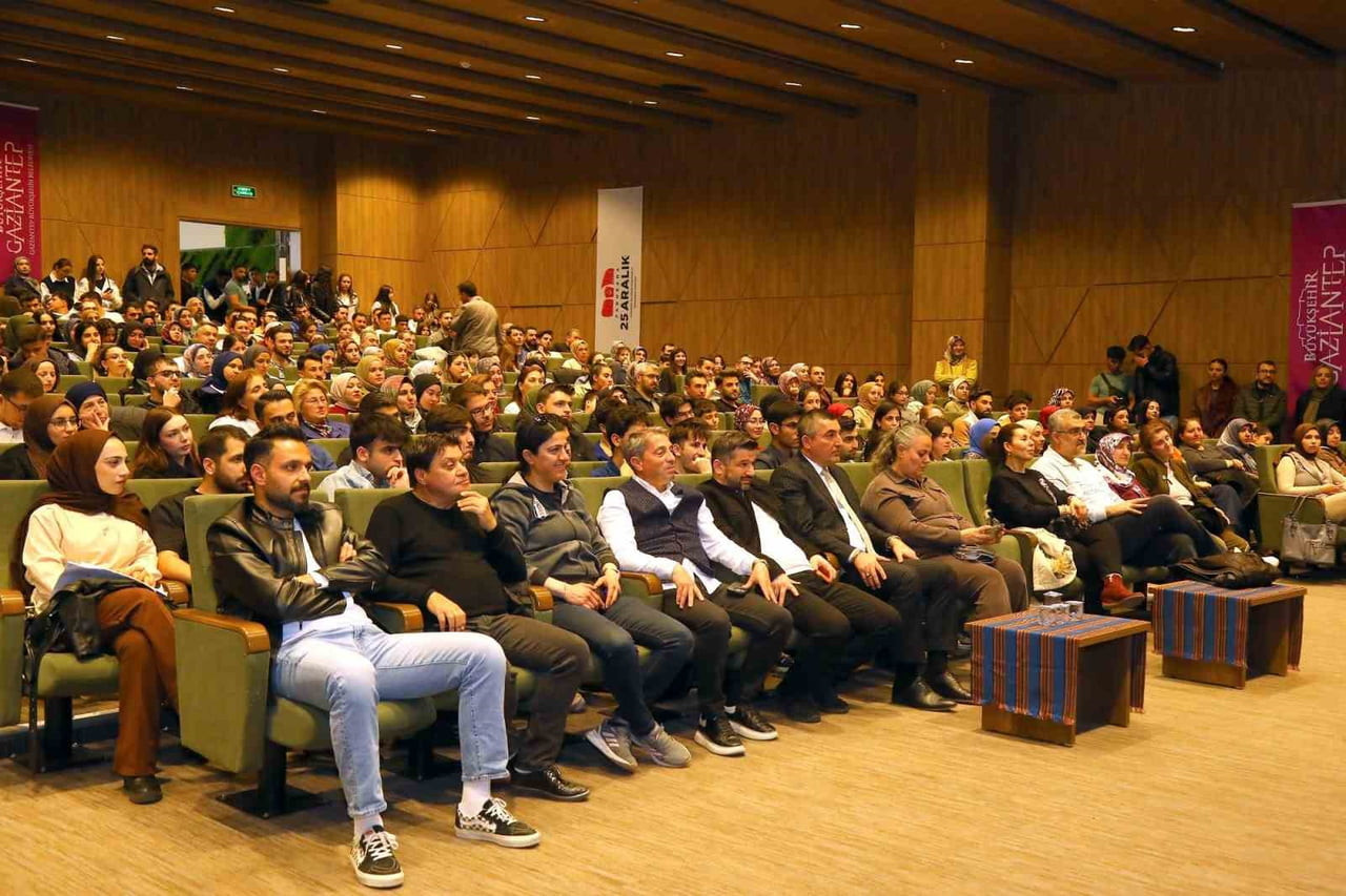 GAZİANTEP BÜYÜKŞEHİR BELEDİYESİ EV SAHİPLİĞİNDE, İNSAN AKLININ SIRLARI PROF. DR. OYTUN ERBAŞ’IN...