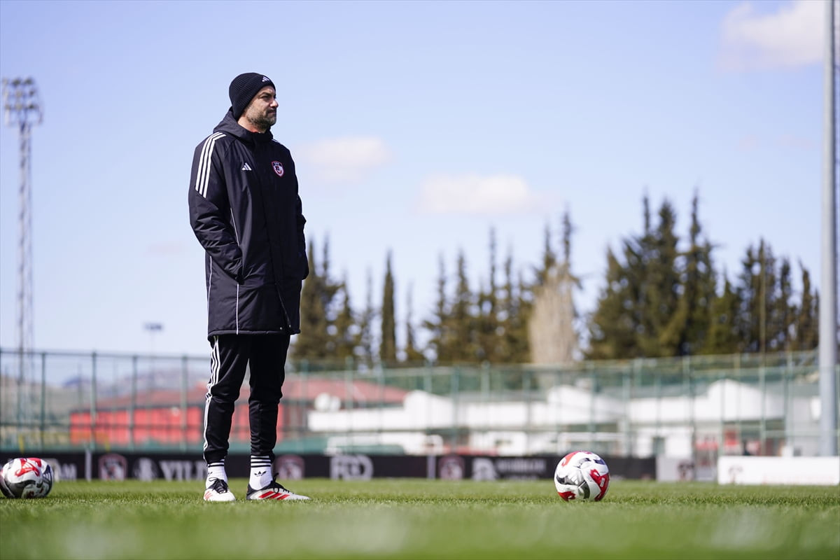 Gaziantep FK, Trendyol Süper Lig'in 24. haftasında yarın deplasmanda Samsunspor ile yapacağı maçın...