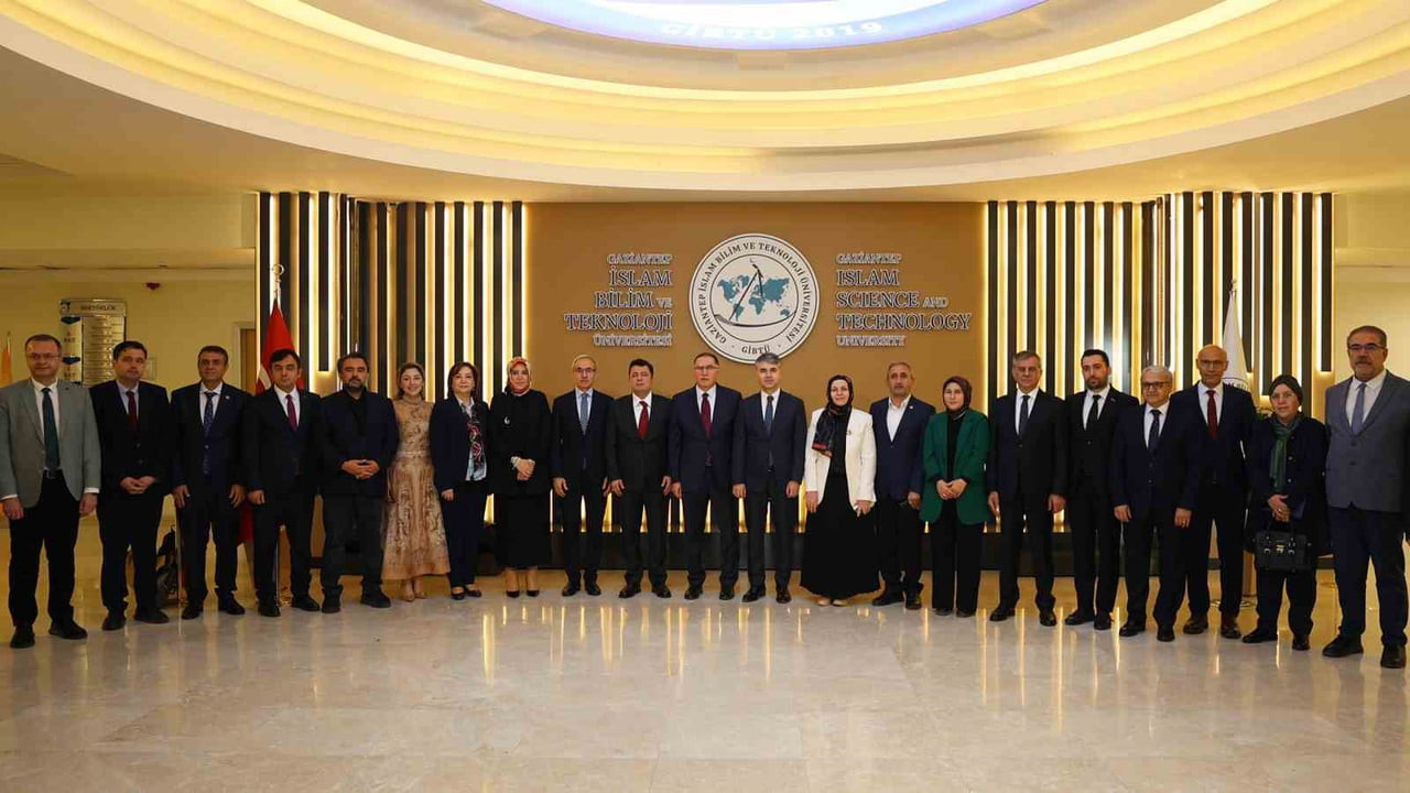 GAZİANTEP İSLAM BİLİM VE TEKNOLOJİ ÜNİVERSİTESİ (GİBTÜ) EV SAHİPLİĞİNDE GERÇEKLEŞTİRİLEN "KURUMSAL...