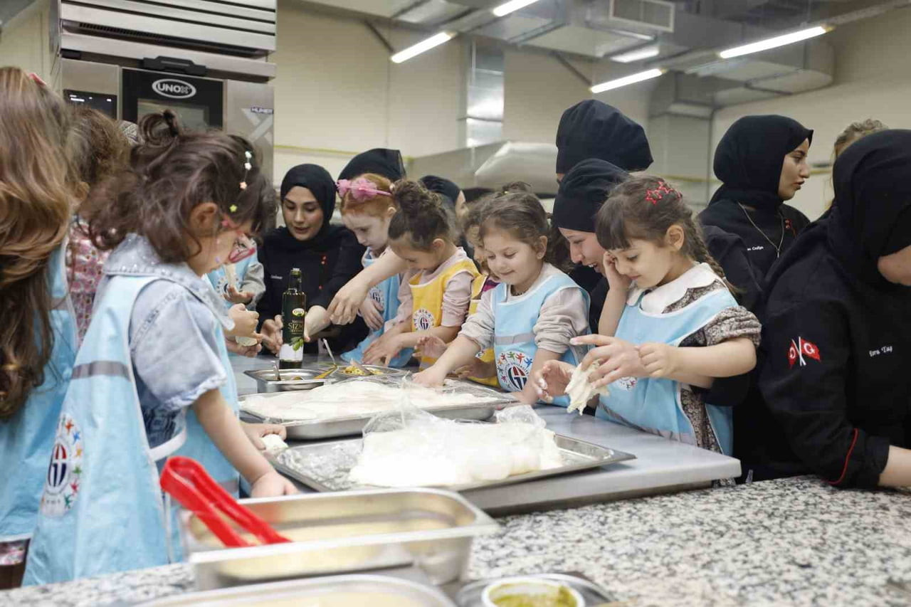 GAZİANTEP İSLAM BİLİM VE TEKNOLOJİ ÜNİVERSİTESİ (GİBTÜ) GASTRONOMİ VE MUTFAK SANATLARI BÖLÜMÜ...