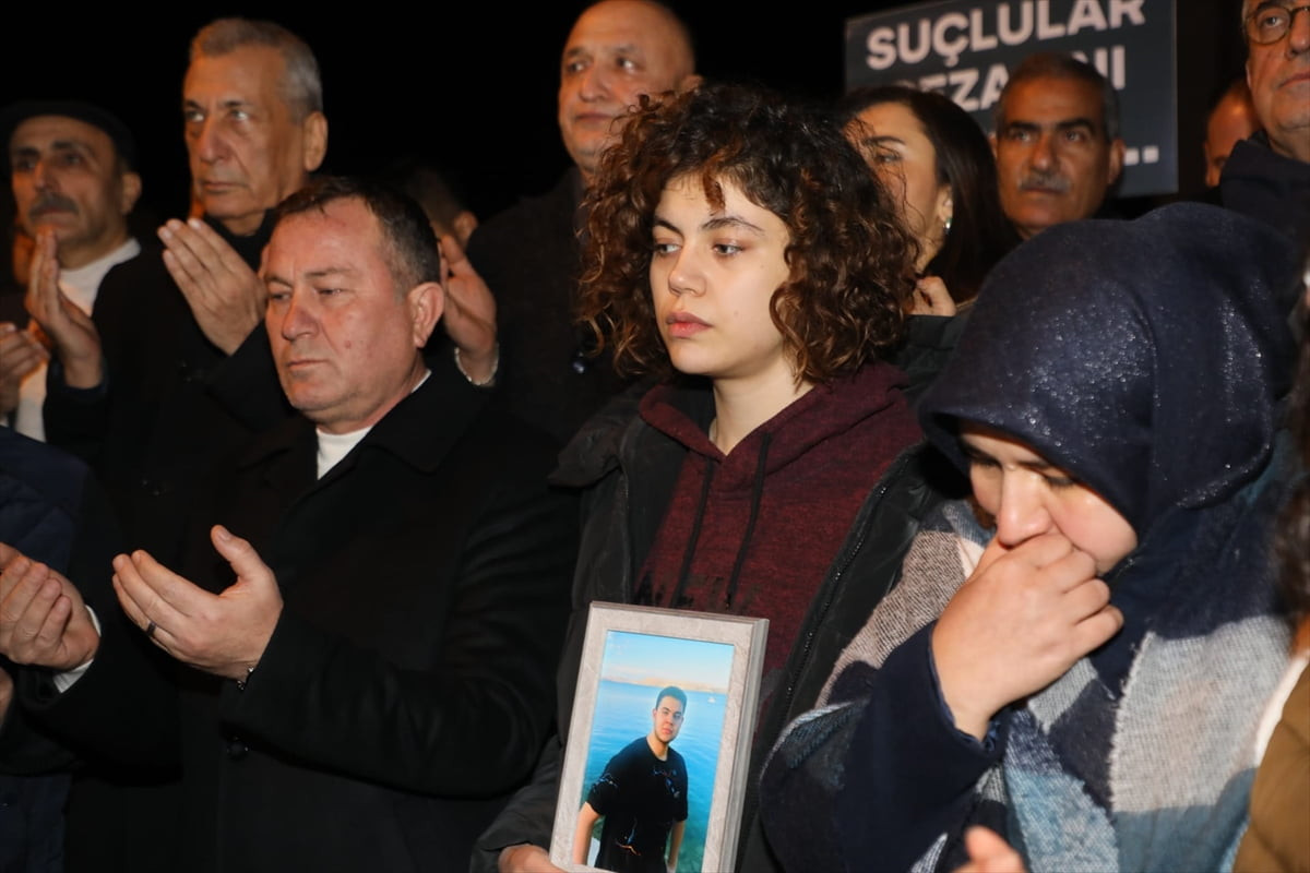 Gaziantep'in Nizip ilçesinde, 6 Şubat 2023'te meydana gelen Kahramanmaraş merkezli depremlerde...