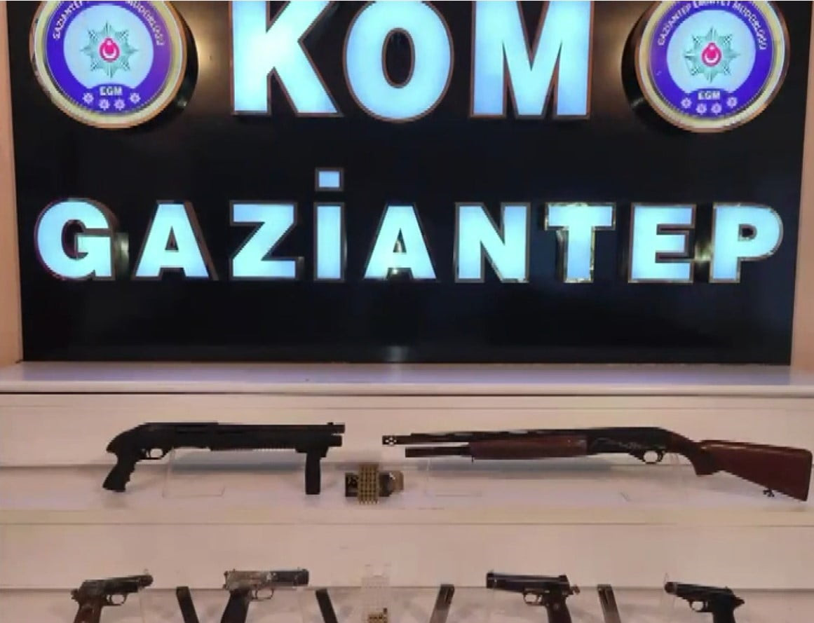 GAZİANTEP'TE 6 ADET RUHSATSIZ SİLAH ELE GEÇİRİLDİ