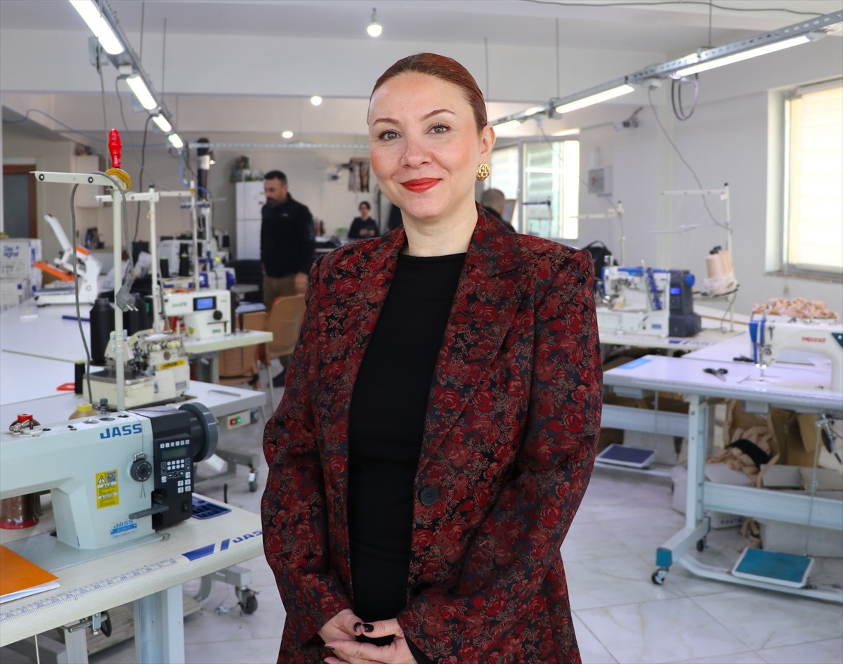 Gaziantep'te medikal korse üreten 44 yaşındaki Züleyha Havharcı, ürünlerini 18 ülkeye satıyor....