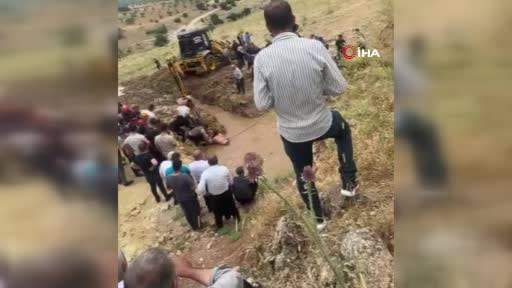 Gaziantep'te serinlemek için su birikintisine giren 2 kardeş boğuldu