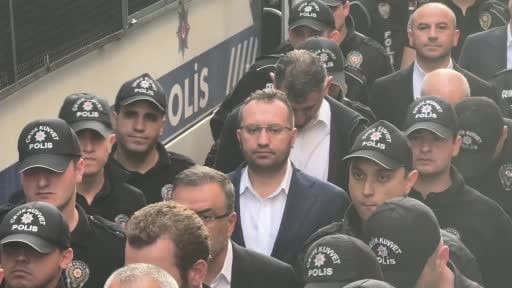 Gaziosmanpaşa Belediyesi davasının ikinci gününde savcı, tutuklu sanıkların tutukluluk halinin...