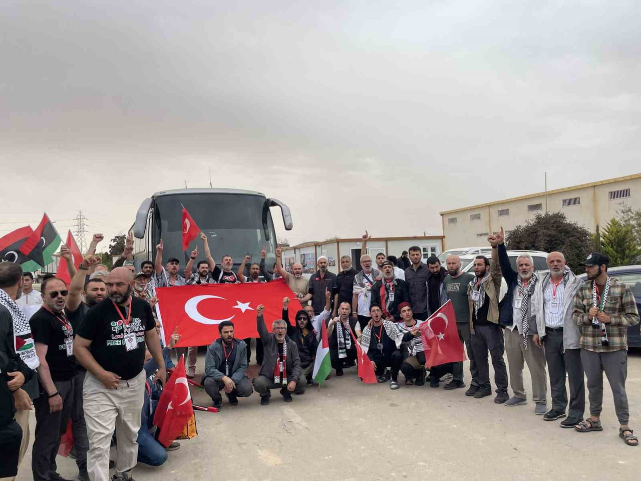 GAZZE'YE İNSANİ YARDIM ULAŞTIRMAK AMACIYLA OLUŞTURULAN VE 40 ÜLKEDEN YAKLAŞIK 400 AKTİVİSTİN YER...