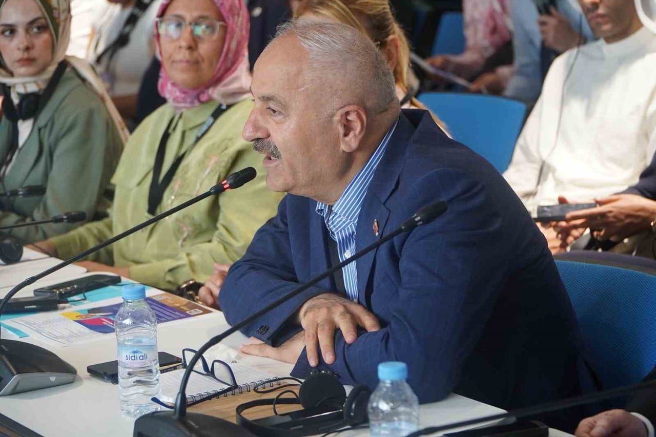 GEBZE BELEDİYE BAŞKANI ZİNNUR BÜYÜKGÖZ, FAS'IN TANCA KENTİNDE DÜZENLENEN BİRLEŞMİŞ KENTLER VE...
