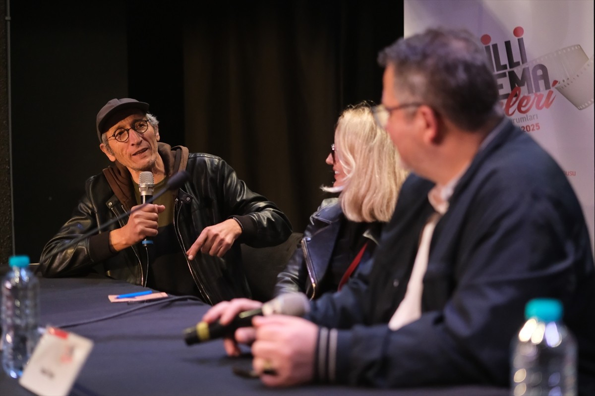 Geçen sene vefat eden akademisyen, yönetmen ve yazar Dr. Sadık Battal, "Hatıralar ve Tanıklıklar...