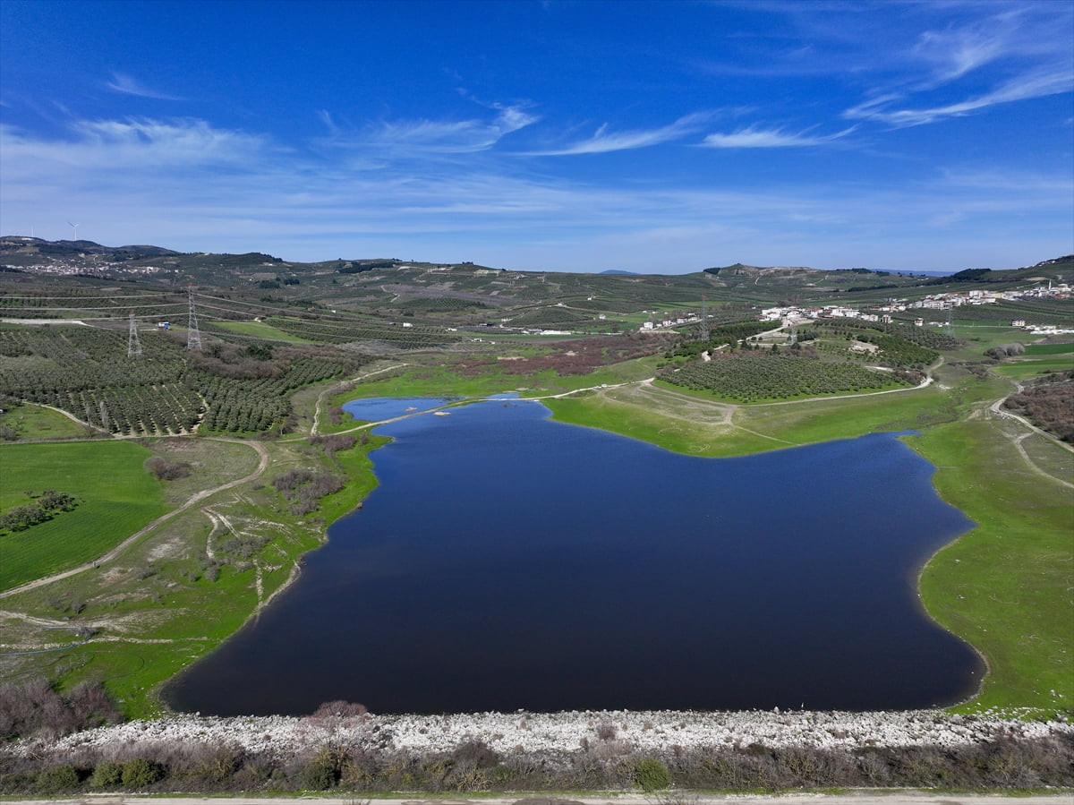Geçen yaz olağanüstü kuraklığın yaşandığı Bursa'da kuruma noktasına gelen tarımsal sulama baraj...