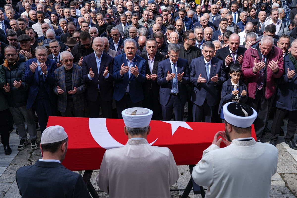 Geçirdiği rahatsızlık nedeniyle 76 yaşında hayatını kaybeden eski AK Parti Afyonkarahisar...
