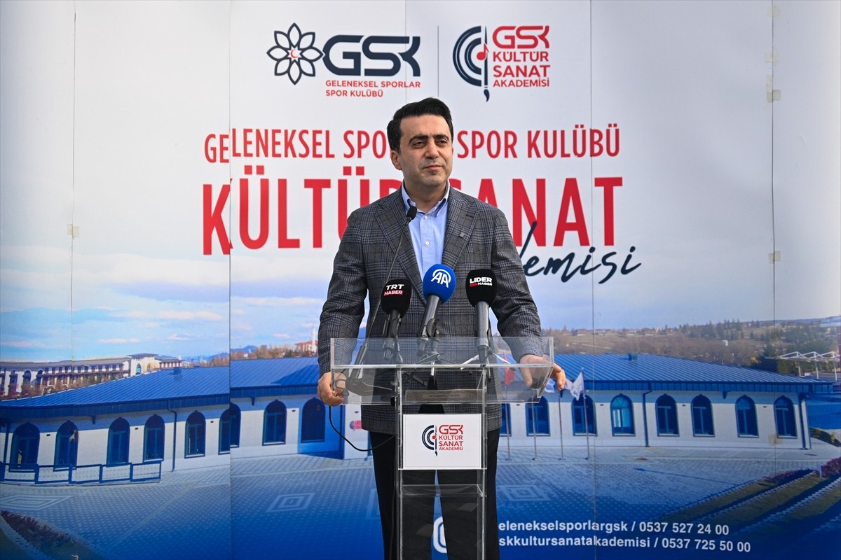 Geleneksel Sporlar Spor Kulübü (GSK) Kültür Sanat Akademisince hazırlanan "Evvel Bir Mirasın...