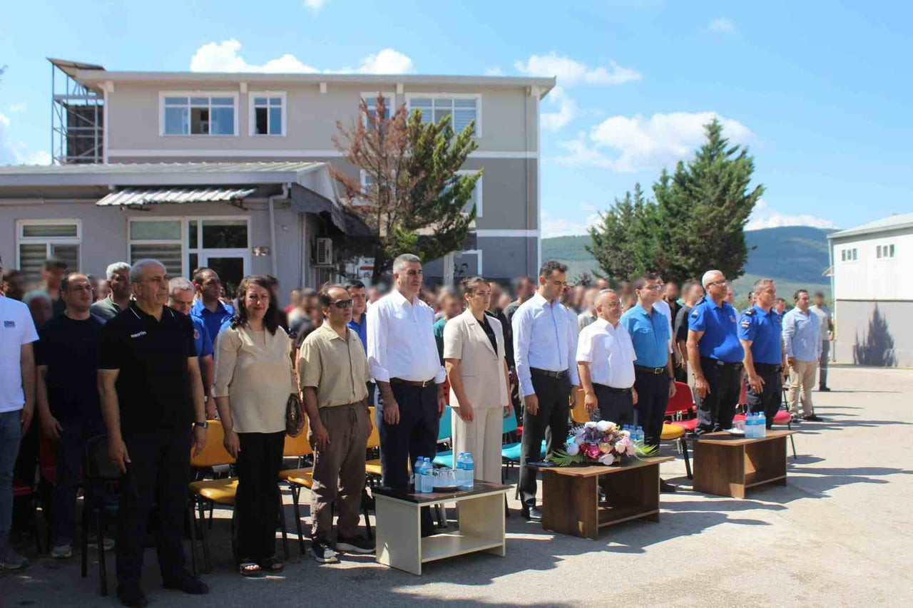 GEMLİK AÇIK CEZA İNFAZ KURUMUNDA, 15 TEMMUZ HAİN DARBE GİRİŞİMİNİN YIL DÖNÜMÜ VESİLESİYLE "15...