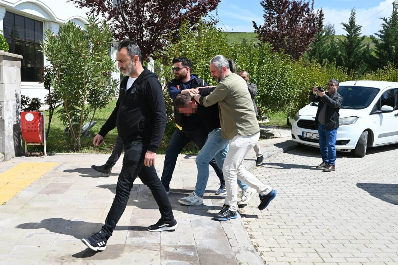 GEMLİK’TE YAŞLI KADININ KATİL ZANLISI YAKALANDI E.B.(30)