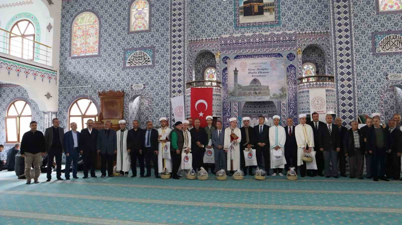 GENÇ HATİPLER HUTBE OKUMA YARIŞMASI 6. BÖLGE FİNALİ HATAY’DA GERÇEKLEŞTİRİLDİ.
