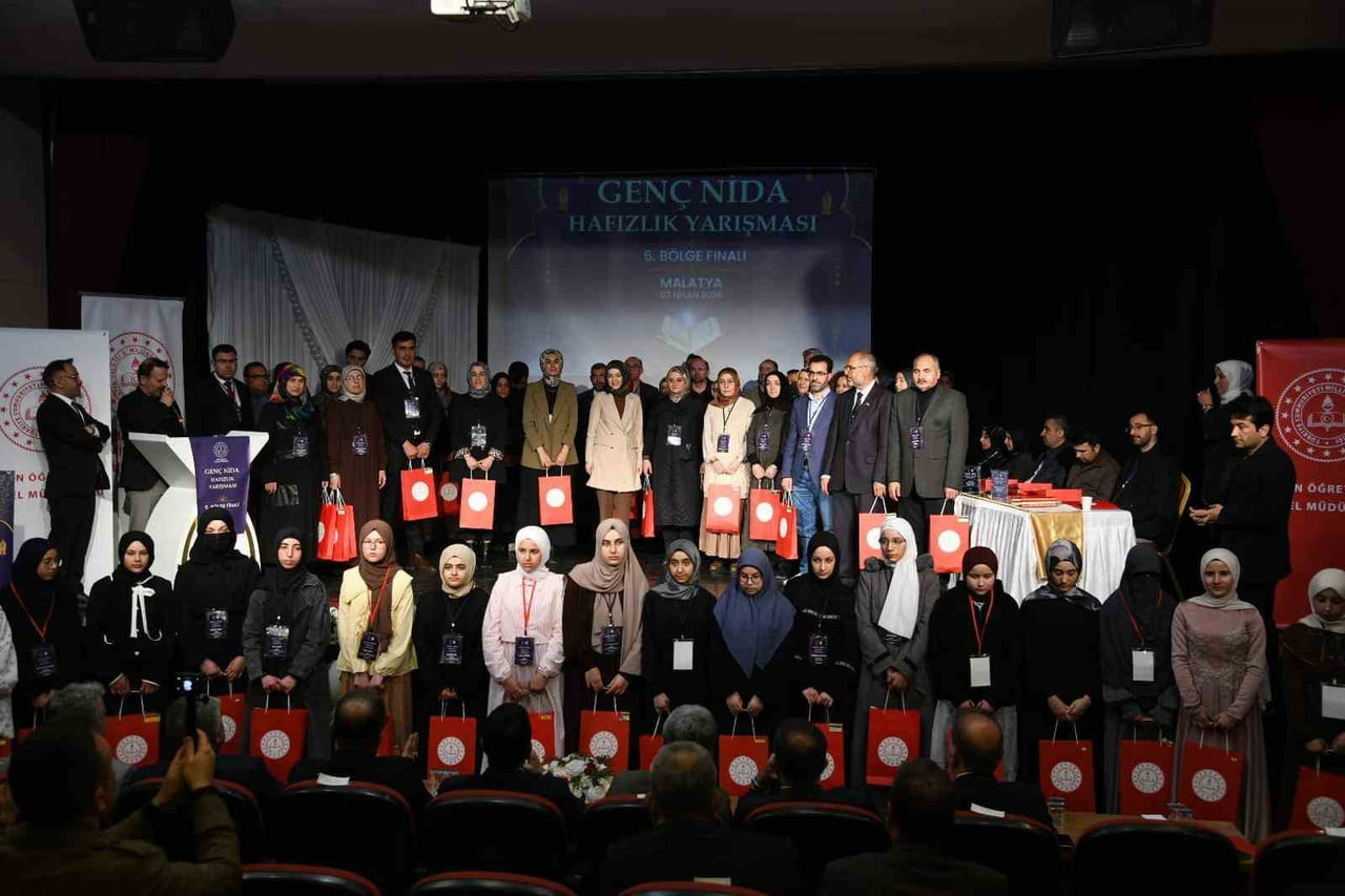GENÇ NİDA HAFIZLIK YARIŞMASI 6. BÖLGE FİNALİ MALATYA’DA YAPILDI
