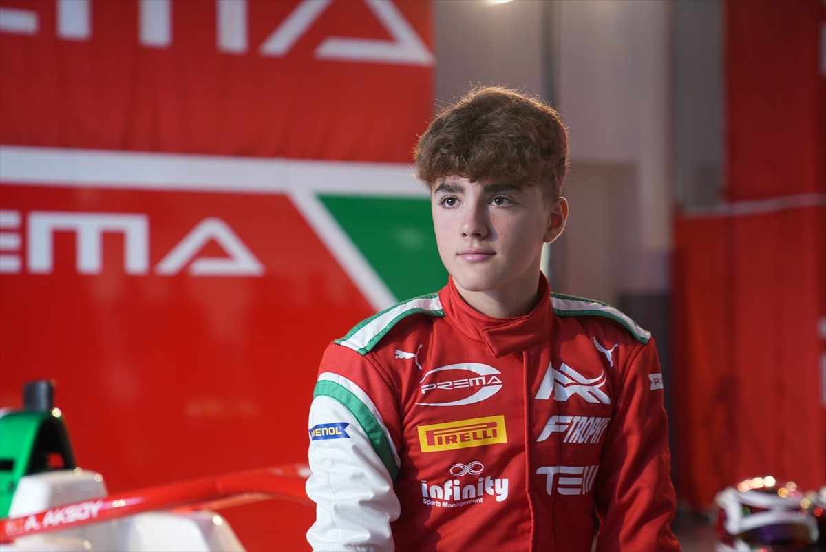 Genç sporcu Alp Aksoy, birçok Formula 1 pilotunun yetiştiği İtalya temsilcisi Prema Racing'in...