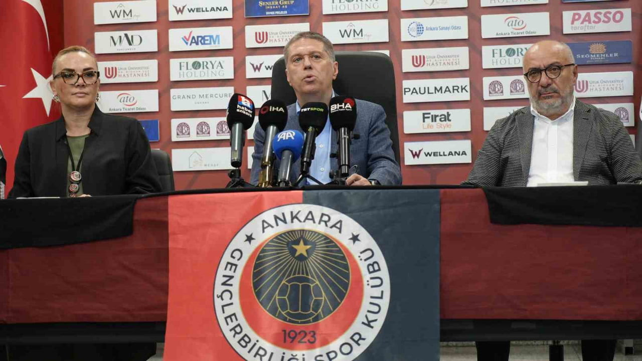 GENÇLERBİRLİĞİ BAŞKANI HAYDAR ARDA ÇAKMAK, GÜNDEME DAİR DEĞERLENDİRME TOPLANTISI...