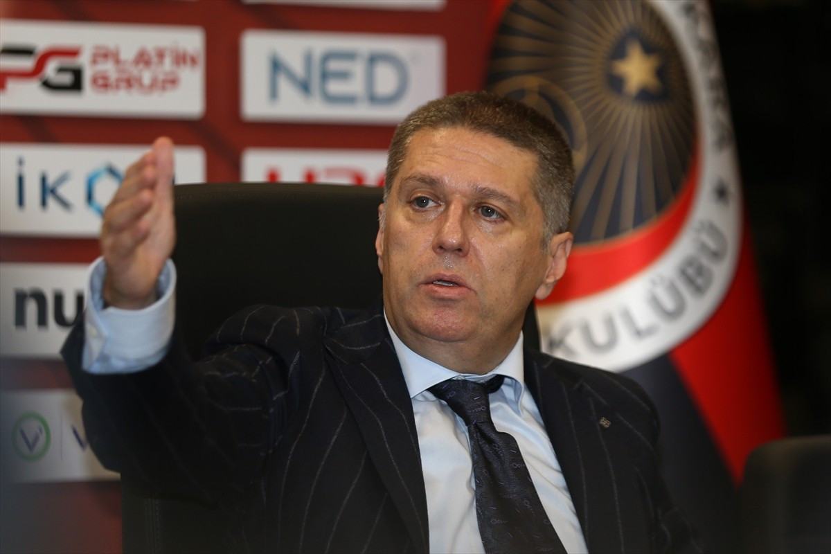 Gençlerbirliği Kulübü Yönetim Kurulu'nda görev dağılımı gerçekleştirildi. Olağanüstü seçimli genel...