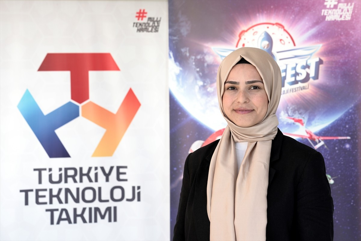 Gençlerin eğitim yolculuklarını desteklemek ve Milli Teknoloji Hamlesi'ne katkı sunacak nesiller...