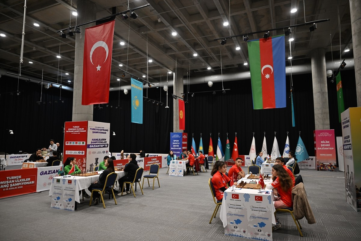 Gençlik ve Spor Bakanlığı ile Türkiye Satranç Federasyonu iş birliğiyle "2025 Satranç Türkiye...