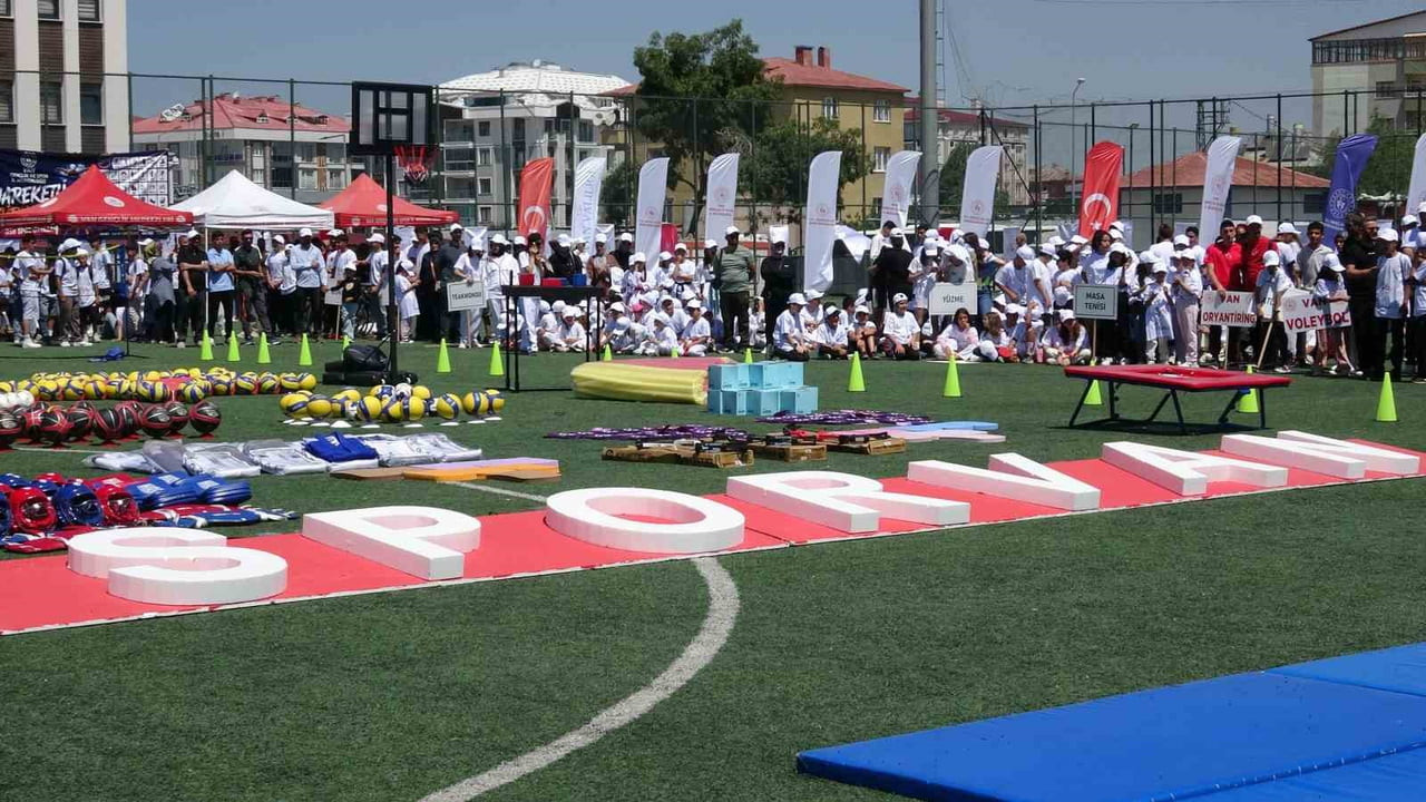 GENÇLİK VE SPOR BAKANLIĞI TARAFINDAN 81 İLDE EŞ ZAMANLI BAŞLATILAN "GSB SPOR OKULLARI VE ENGELSİZ...
