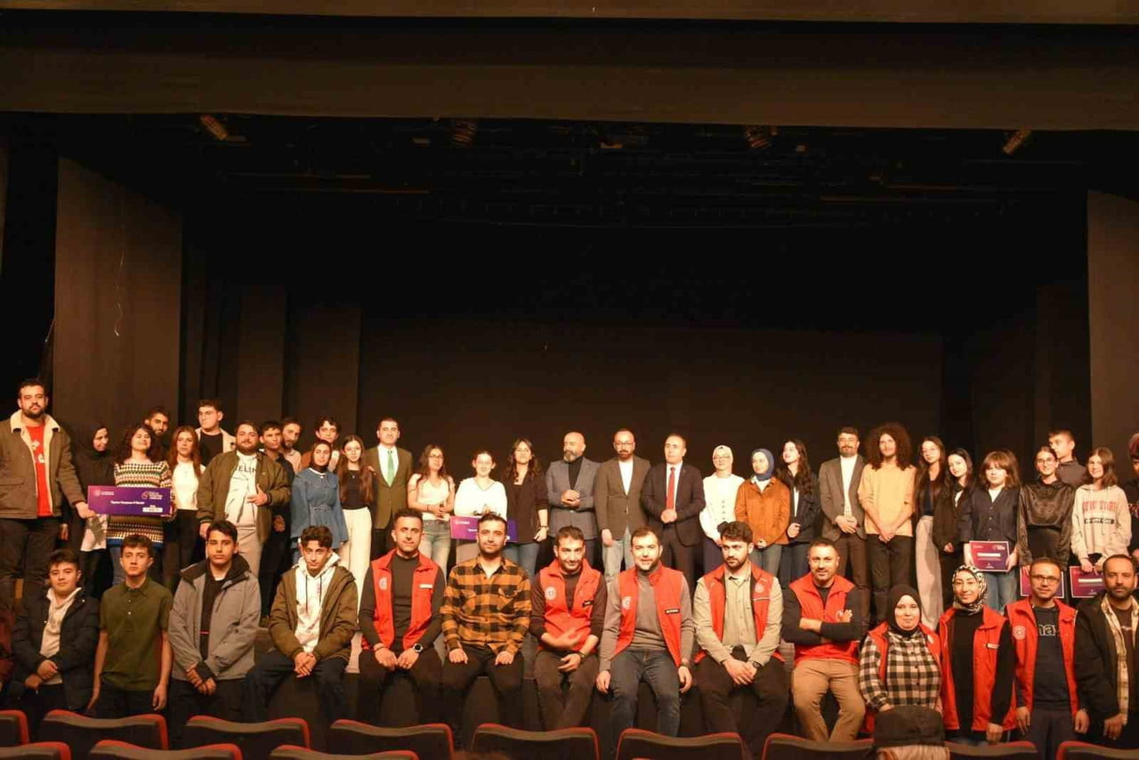 GENÇLİK VE SPOR BAKANLIĞI TARAFINDAN DÜZENLENEN VE BU YIL 11’İNCİSİ GERÇEKLEŞTİRİLEN GENÇLER ARASI...