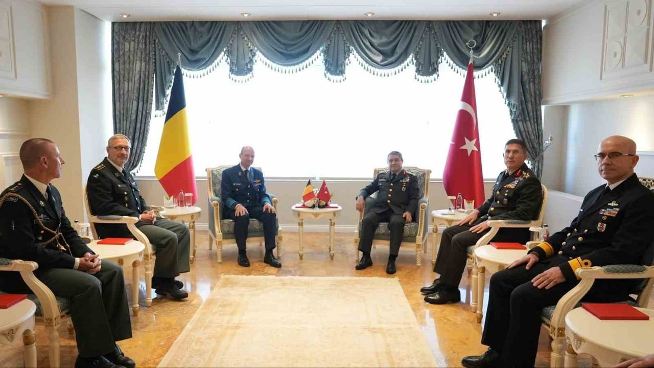 GENELKURMAY BAŞKANI ORGENERAL SELÇUK BAYRAKTAROĞLU, BELÇİKA GENELKURMAY BAŞKANI ORGENERAL FREDERİK...