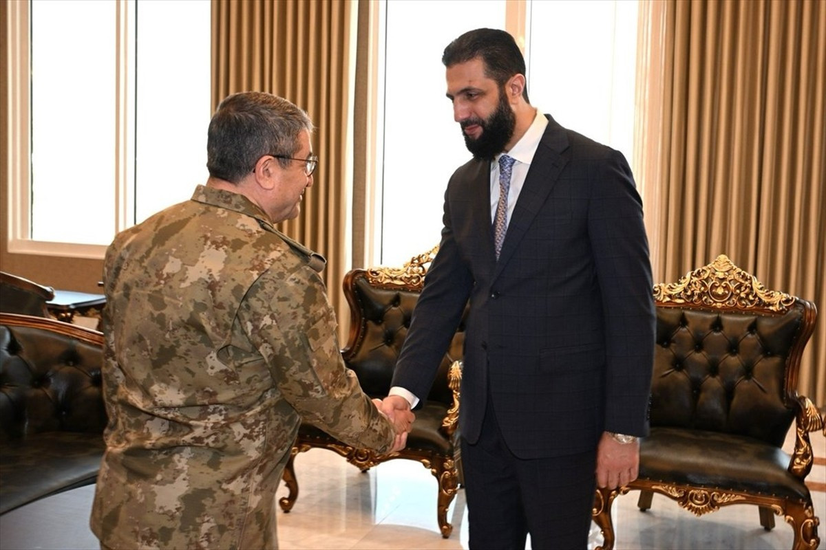 Genelkurmay Başkanı Orgeneral Selçuk Bayraktaroğlu, resmi davetli olarak gittiği Suriye'nin...