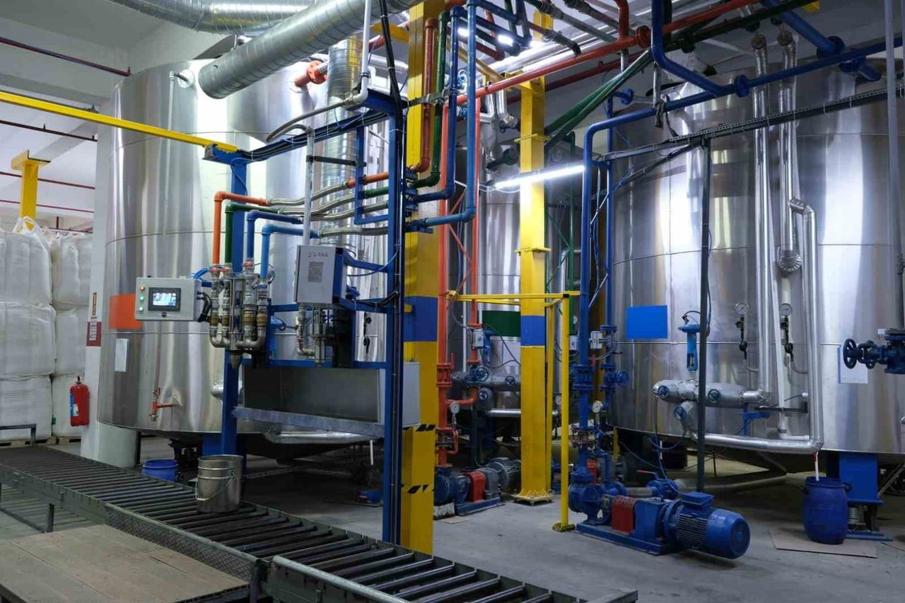 GEZER AYAKKABI İLE POLYCHEM ARASINDAKİ STRATEJİK İŞ BİRLİĞİ KAPSAMINDA, SİLİVRİ ORTAKÖY’DE KURULAN...