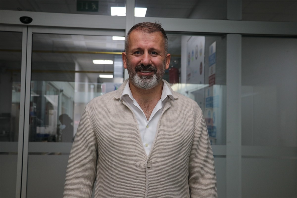 Gıda zehirlenmelerini önlemenin yolunun hijyen ve pişirme yönteminden geçtiğini belirtildi....