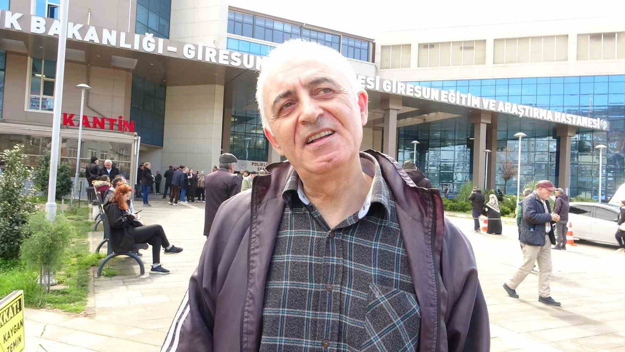 GİRESUN EĞİTİM VE ARAŞTIRMA HASTANESİ YOĞUN BAKIM ÜNİTESİNDE TEDAVİSİ DEVAM EDEN T.T.’NİN BABASI...