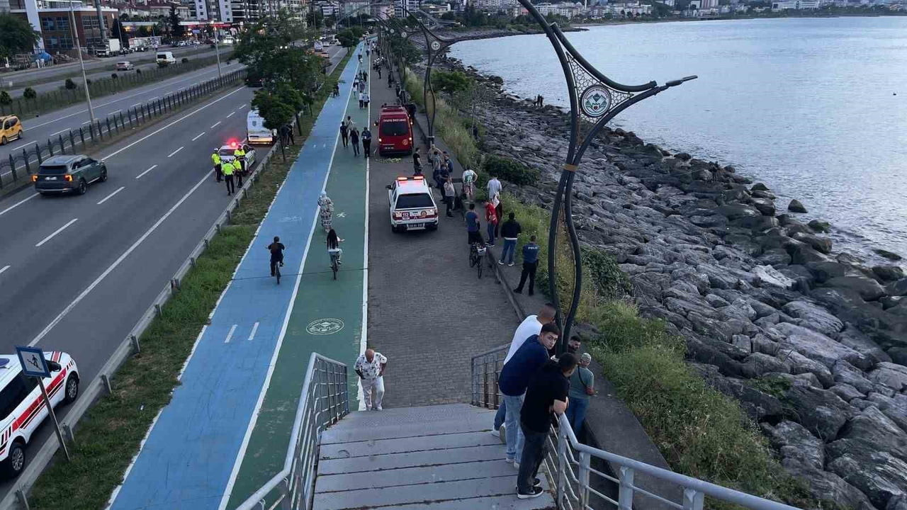 GİRESUN’DA İKİ GÜNDÜR KENDİSİNDEN HABER ALINAMAYAN POLİS MEMURU, SAHİLDE ÖLÜ OLARAK...