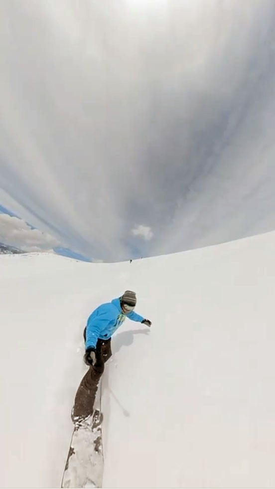 GİRESUN’UN KÜMBET YAYLASI’NDA BULUNAN KOÇKAYASI TABİAT PARKI, NİSAN AYINDA DA KIŞ SPORLARI...