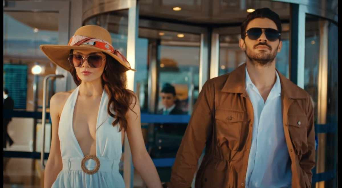 Gizli Saklı Dizisi Oyuncuları ve Konusu