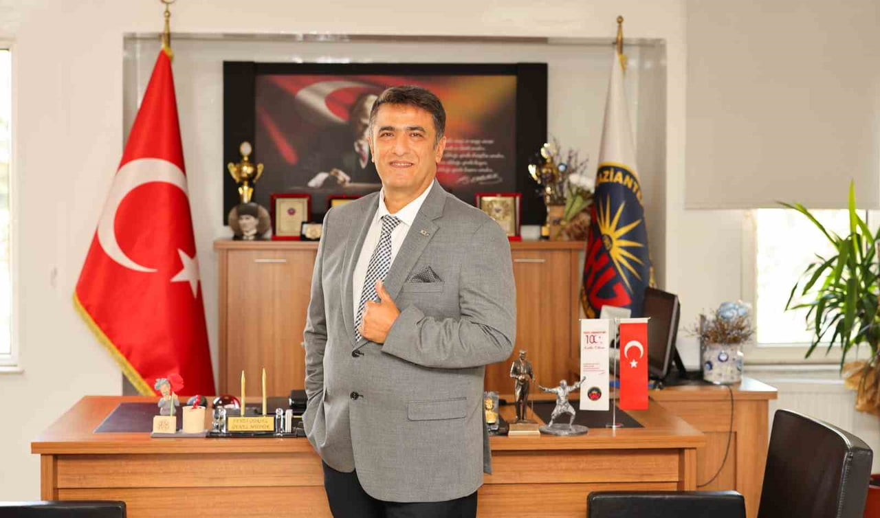 GKV ÖZEL OKULLARI GENEL MÜDÜRÜ FEVZİ GÜRSEL,