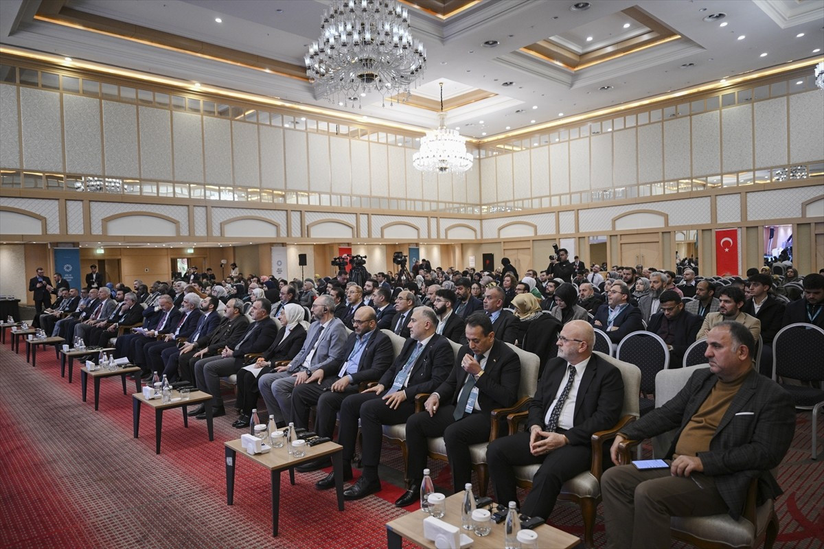 Göç ve Diaspora Vakfı tarafından Türkiye'de göç olgusunun farklı boyutlarının ele alınması...