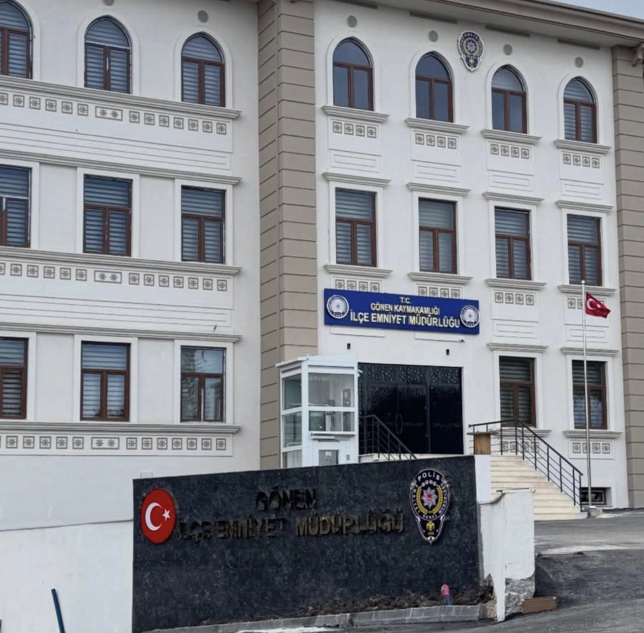 GÖNEN’DE UYUŞTURUCU OPERASYONU: 1 TUTUKLAMA