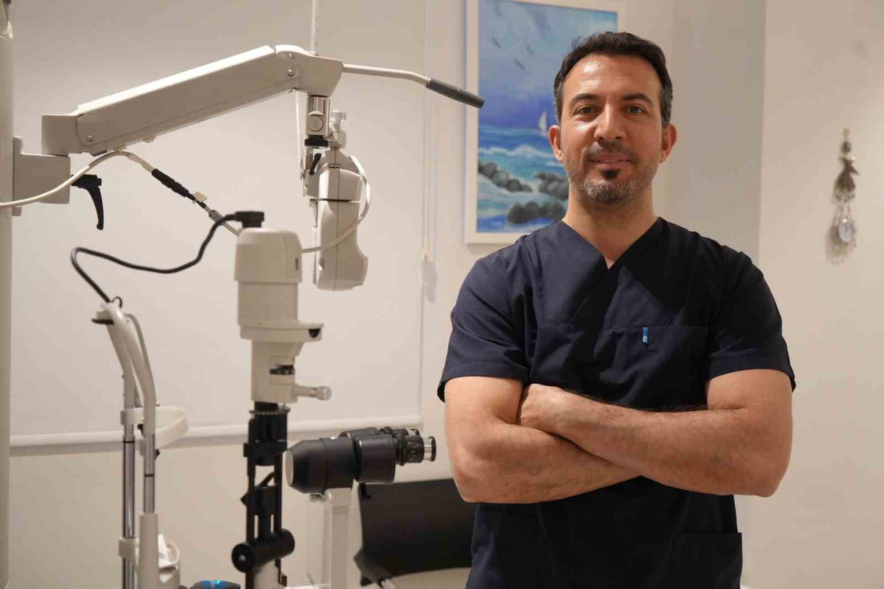 GÖZ HASTALIKLARI UZMANI DR. ÖĞRETİM ÜYESİ GÖKHAN ÖZGÜR