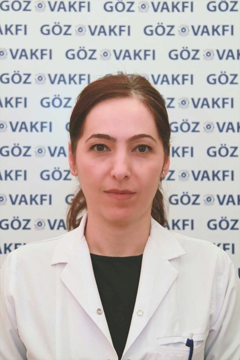Göz Vakfı Bayrampaşa Göz Hastanesi'nde görevli Op. Dr. Ebru Ceyda Bostan, açıklamalarda...
