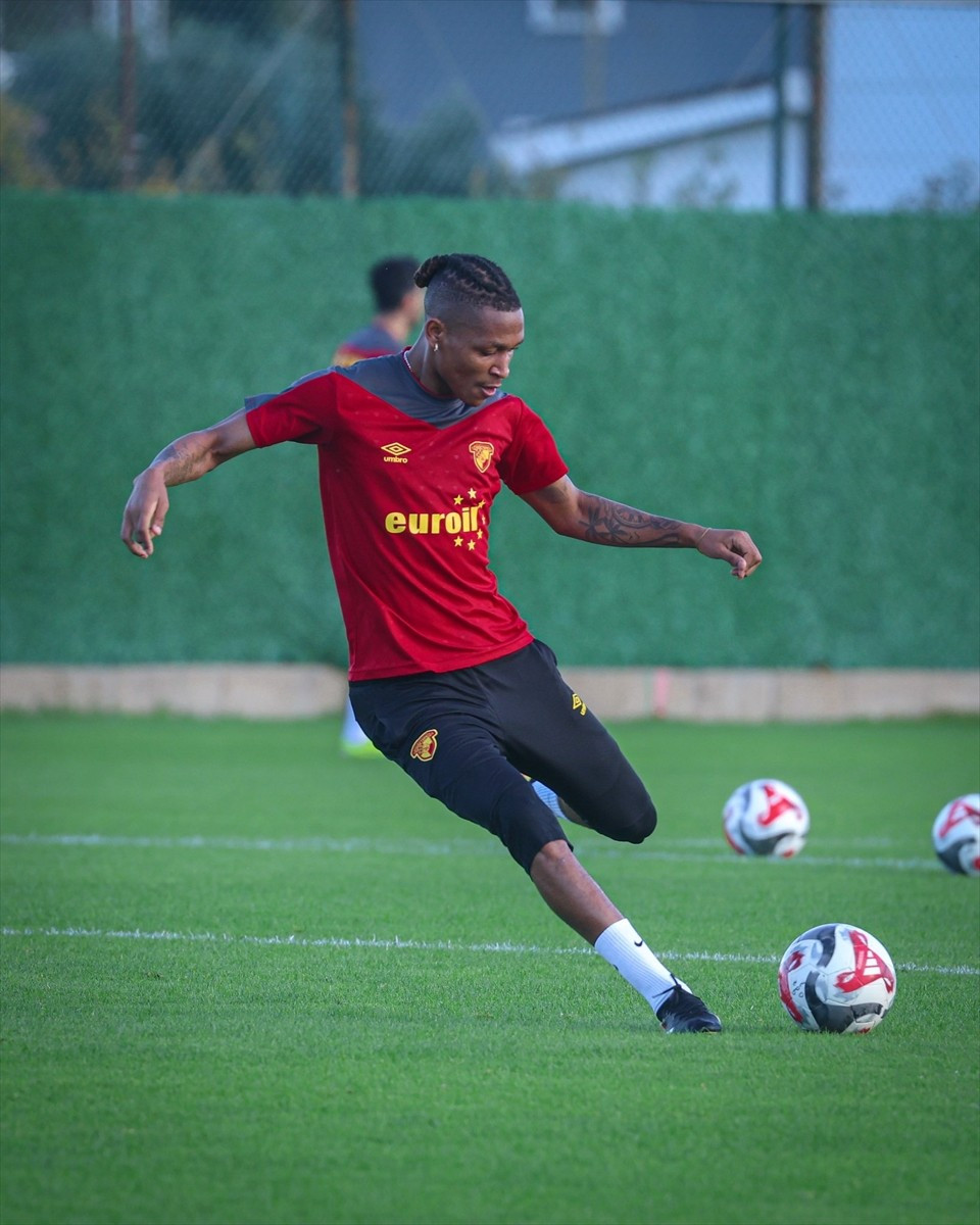 Göztepe, Trendyol Süper Lig'in 14. haftasında 30 Kasım Pazar günü deplasmanda Hesap.com...