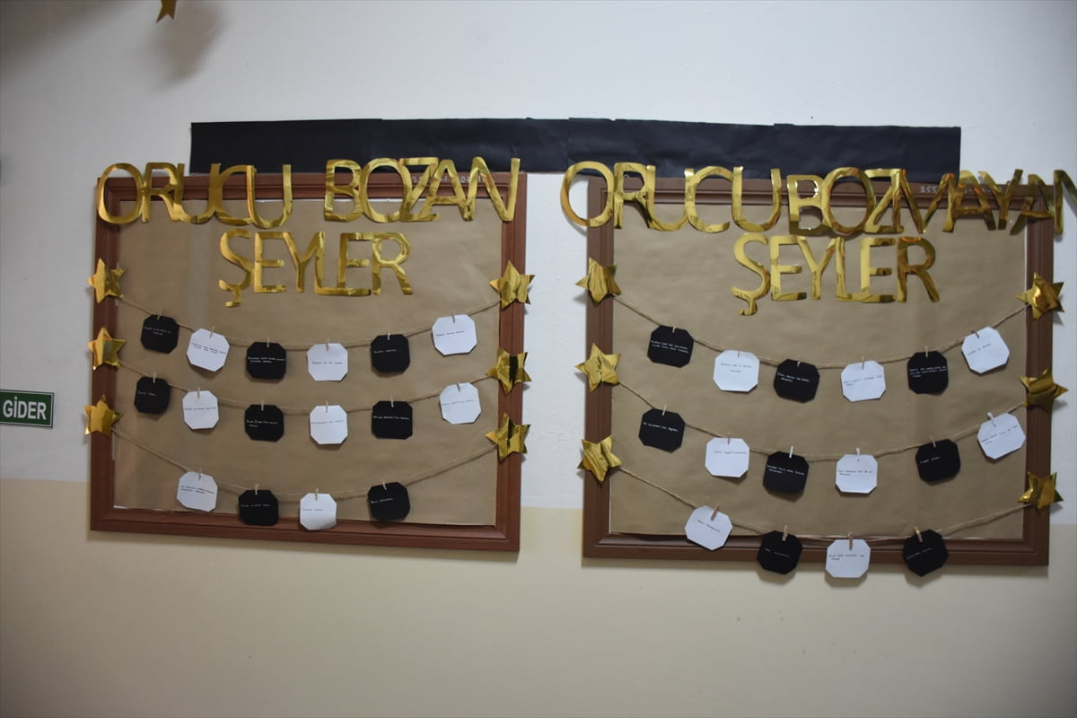 Gümüşhane Hayme Ana Mesleki ve Teknik Anadolu Lisesi öğrencileri de okullarını ve sınıflarını...