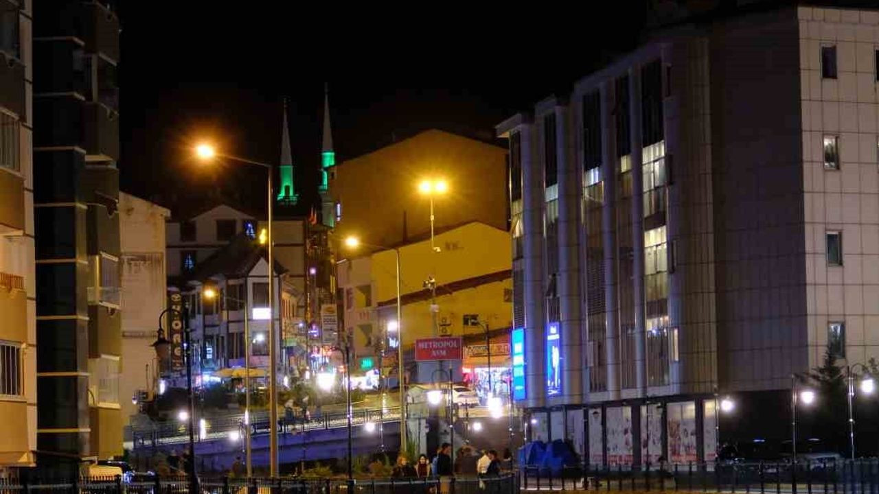 Gümüşhane semalarında nadir görülen gezegen hizalanması