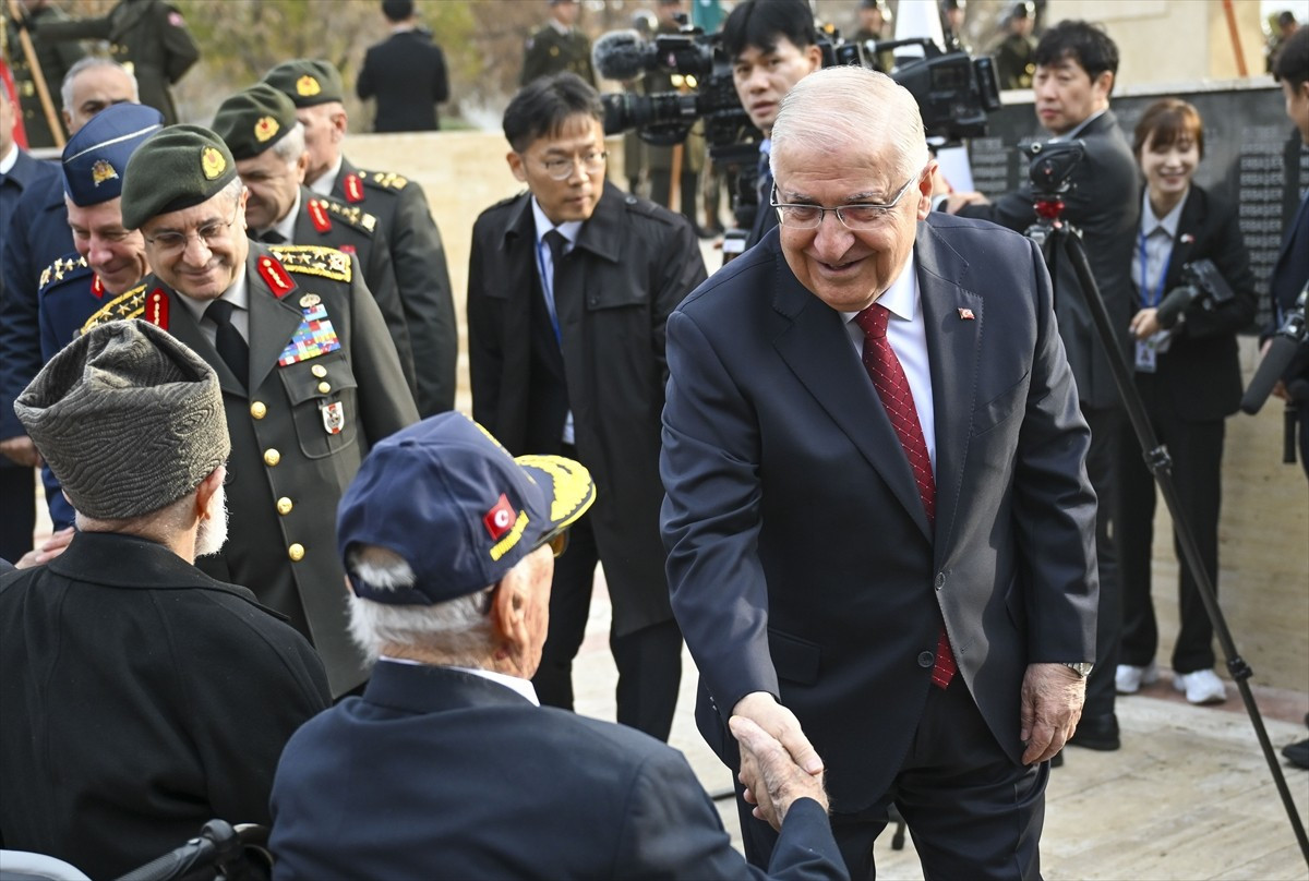 Güney Kore Devlet Başkanı Lee Jae Myung, Kore Savaşı sırasında şehit olan Türk askerlerinin...
