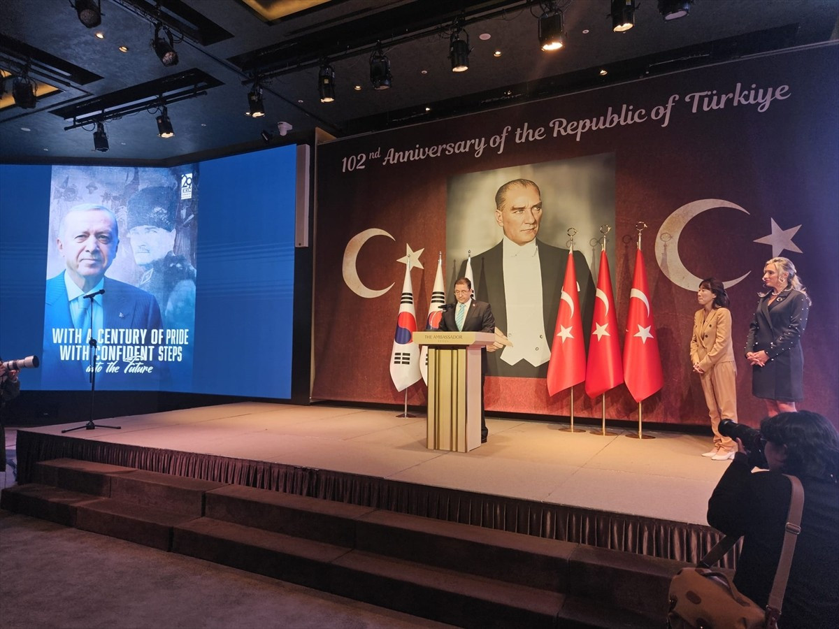 Güney Kore'nin başkenti Seul'de 29 Ekim Cumhuriyet Bayramı dolayısıyla kutlama programı...