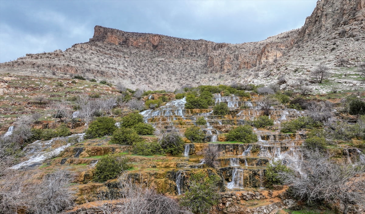 Güneydoğu Anadolu Bölgesinin önemli tarım ve turizm kentlerinden Diyarbakır ve Mardin'de etkili...