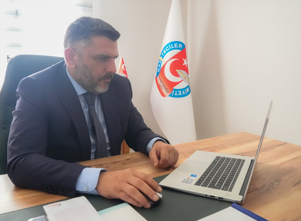 Güneydoğu Gazeteciler Cemiyeti (GGC) Başkanı Felat Bozarslan, Anadolu Ajansının (AA) "Yılın...