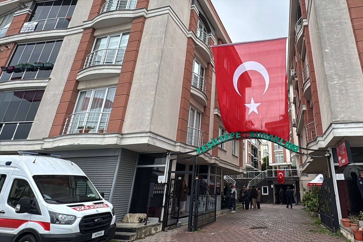 Gürcistan-Azerbaycan sınırında düşen C130 tipi askeri kargo uçağında bulunan şehit Pilot Yarbay...