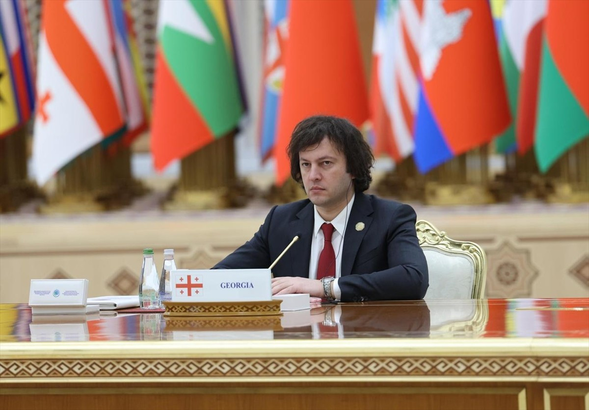 Gürcistan Başbakanı İrakli Kobakhidze, Türkmenistan'ın ev sahipliğinde başkent Aşkabat'ta...