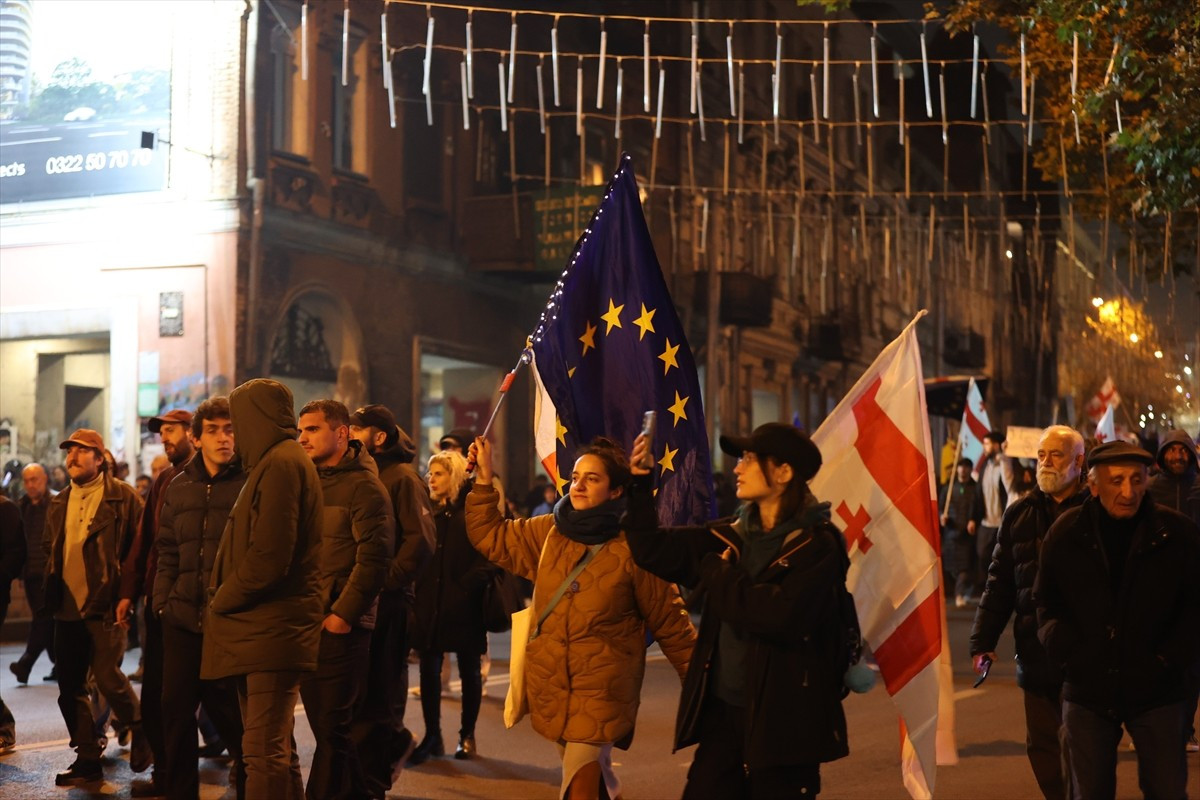 Gürcistan Başbakanı İrakli Kobakhidze'nin, ülkesinin Avrupa Birliği'ne (AB) katılım...